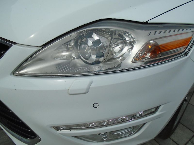 Ford Mondeo 2.0Tdci 103kW Titanium Aut - fotka 9 z 27