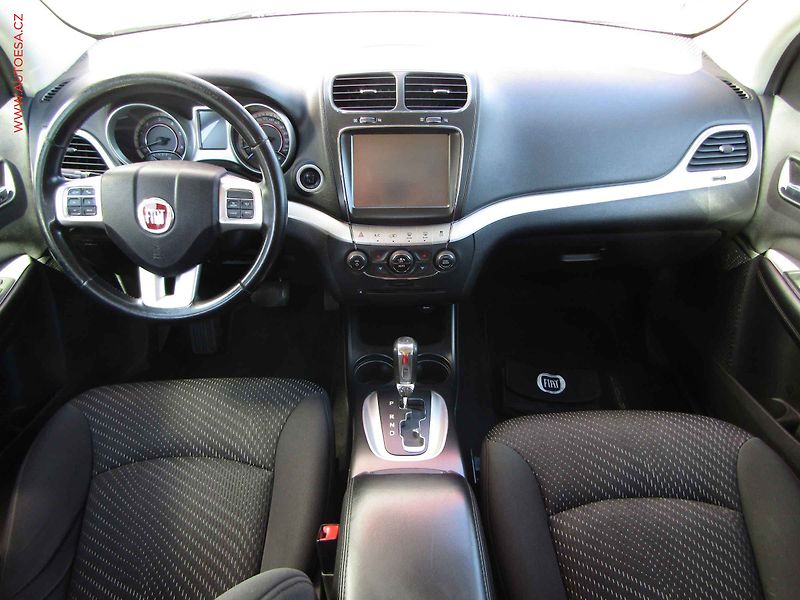 Fiat Freemont (2012) 2.0 JTD 4x4, 7míst, AC, TZ - fotka 8 z 22
