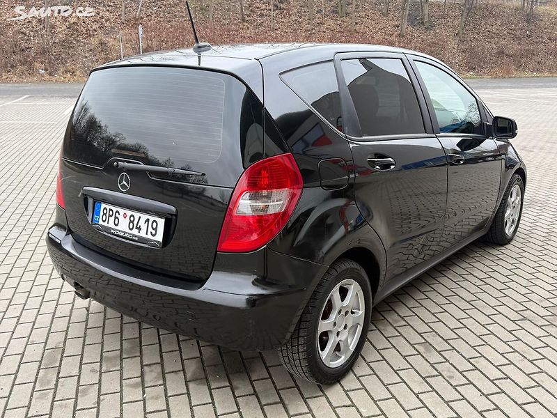 Mercedes-Benz Třídy A (2009) 160CDI, 60kw Serv. knížka - fotka 5 z 21