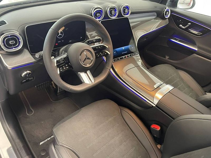 Mercedes-Benz GLC (2026) 200 4MATIC kupé - fotka 2 z 6