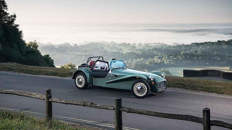 Caterham Seven Sprint.