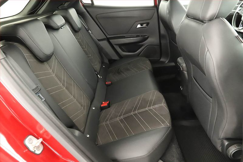 Opel Mokka (2021) Electric 50 kWh, SoH 90% - fotka 7 z 16