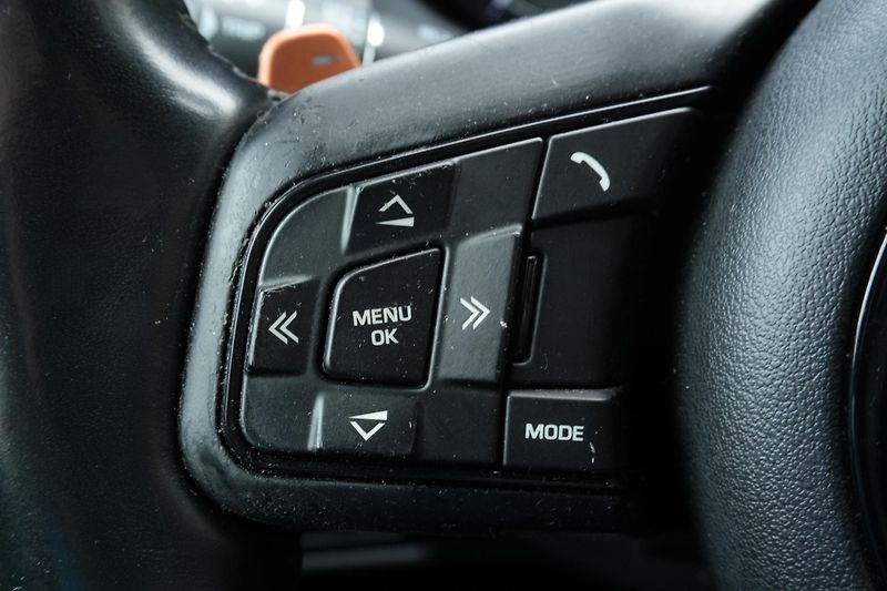 Jaguar F-Type S 3.0 380 PS, Kamera, Panorama - fotka 16 z 29