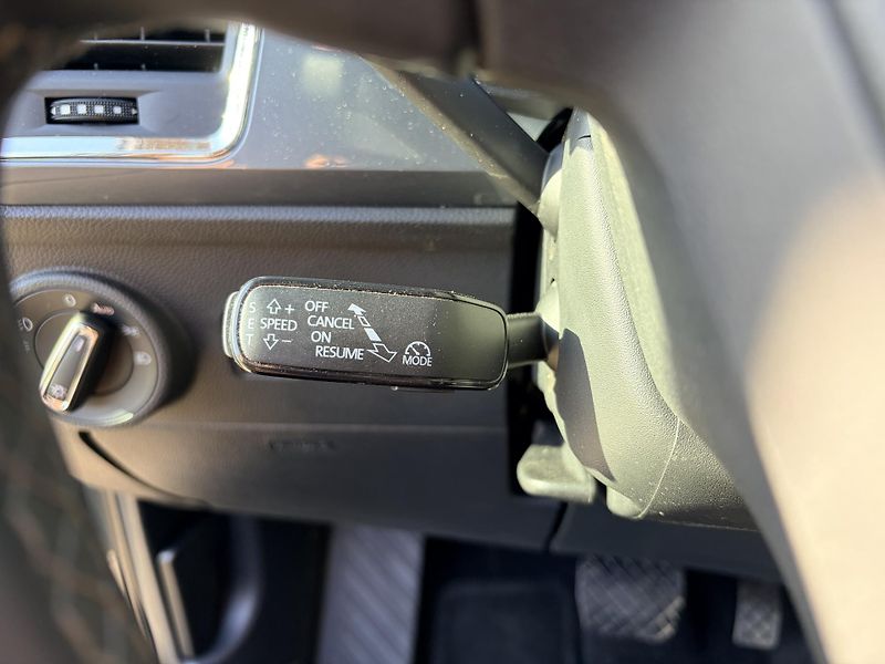 Seat Ateca 1.4TSI 110KW TAŽNÉ 360 KAMERY - fotka 22 z 53
