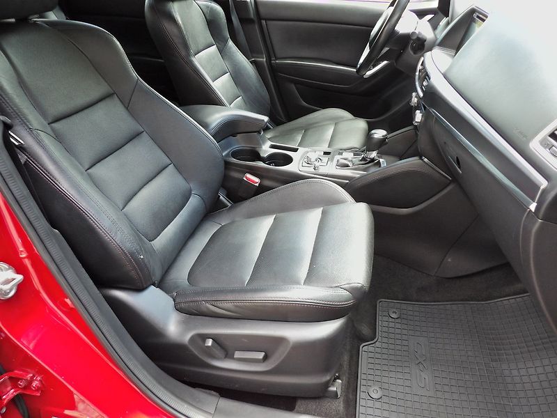 Mazda CX-5 REZERVACE 2.5i 141kW AWD A/T T - fotka 21 z 28