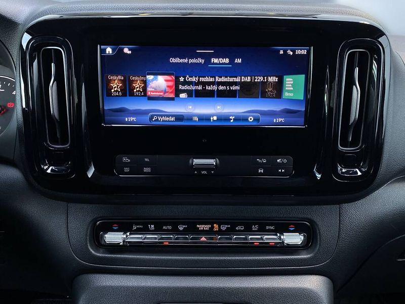 Mercedes-Benz Vito (2025) 119 CDI / Tourer Select / L / - fotka 15 z 26