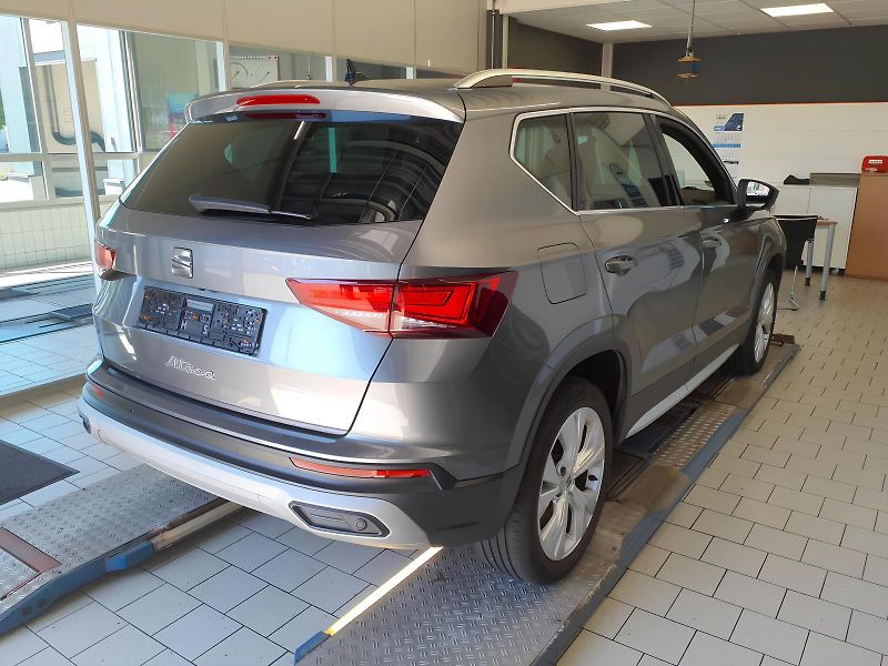 Seat Ateca 2.0TDI DSG 110kW Xperience DPH - fotka 2 z 5