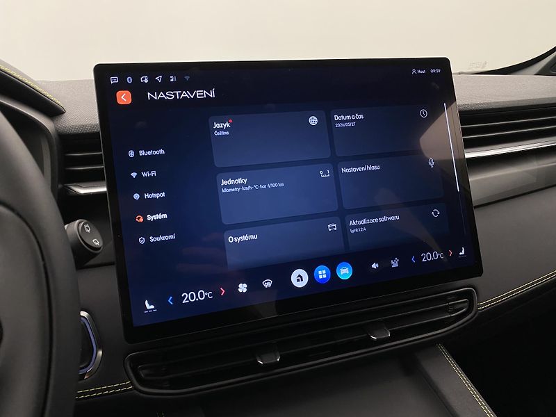 Lynk & Co 01 CORE PHEV AUT CZ 1.maj - fotka 66 z 72