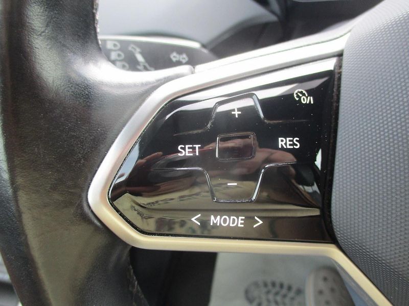 Volkswagen ID.4 150kW/77KWh PRO PERFO TEP.Č*TZ - fotka 19 z 50