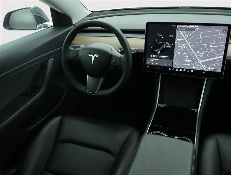 Tesla Model 3 (2020) Long Range 4WD 78kWh, SoH 86% - fotka 7 z 22