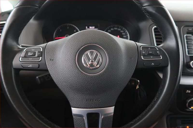 Volkswagen Sharan (2013) 2.0 TDI BMT, Kůže, Navi - fotka 14 z 18