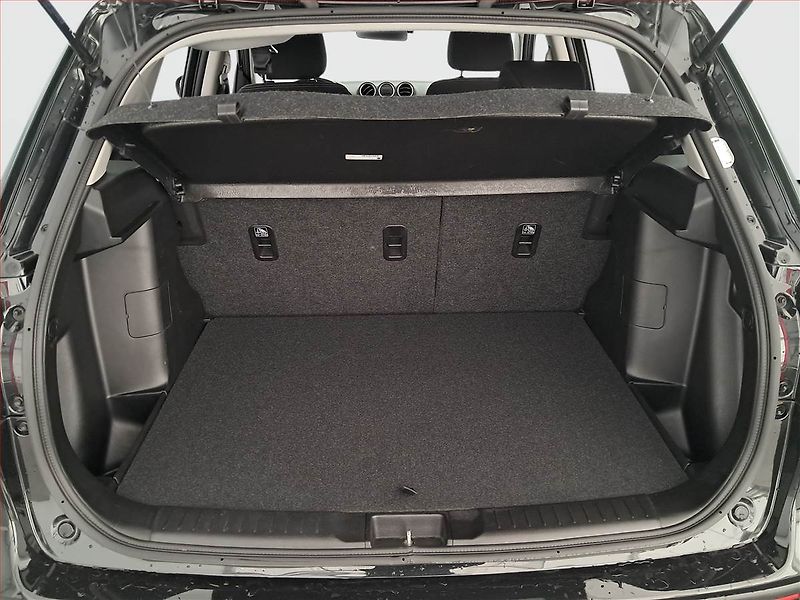 Suzuki Vitara (2022) Premium 1.4 BoosterJet - fotka 13 z 18