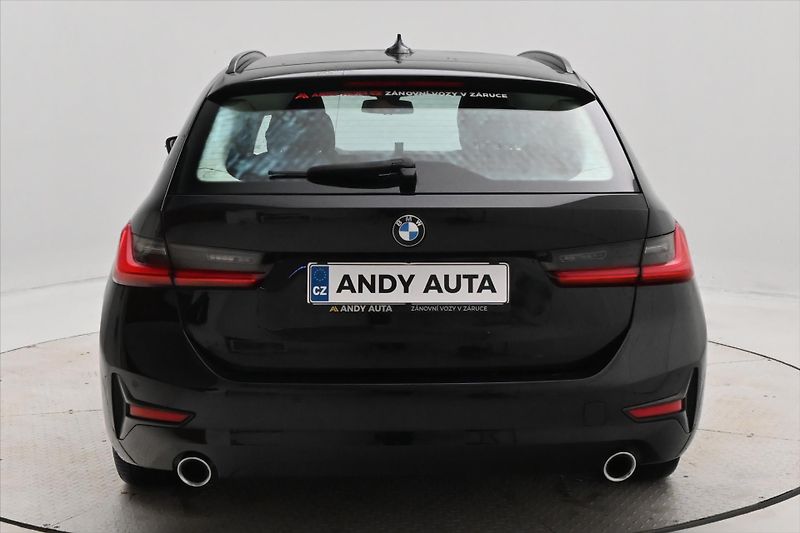 BMW Řada 3 2,0 320d 140 kW Steptronic Zár - fotka 6 z 31