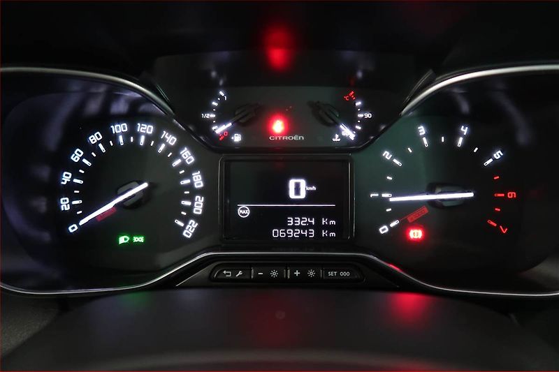 Citroën C3 Aircross (2020) 1.2 PureTech, Serv.kniha - fotka 11 z 17