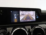Mercedes-Benz Třídy A (2022) A 180 d - náhled 20