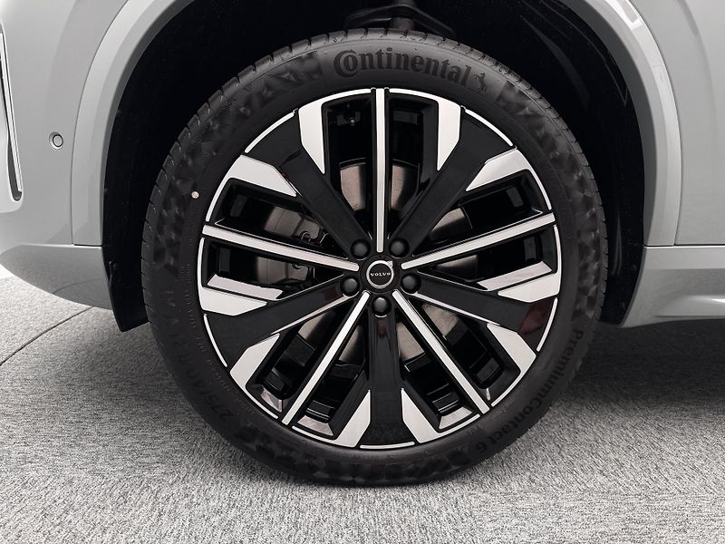 Volvo XC90 (2026) T8 AWD RECHARGE BRIGHT PLUS 7m - fotka 18 z 25