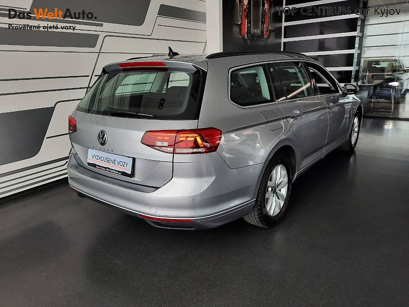 Volkswagen Passat Variant (2021) 2.0 TDI (110kW/150k) DSG, Busi - fotka 2 z 26