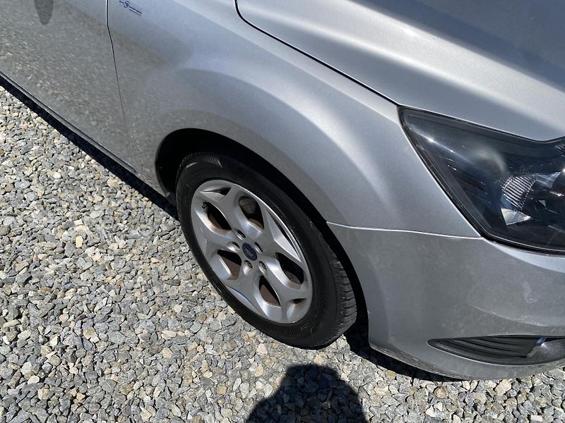 Ford Focus 1.6 TDCi 90PS KOMBI STK  - fotka 64 z 151