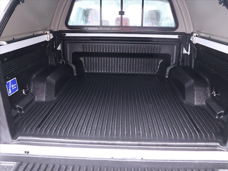Ford Ranger 2,0 TDCi 125kW XLT CZ DPH Tažn - fotka 10 z 28
