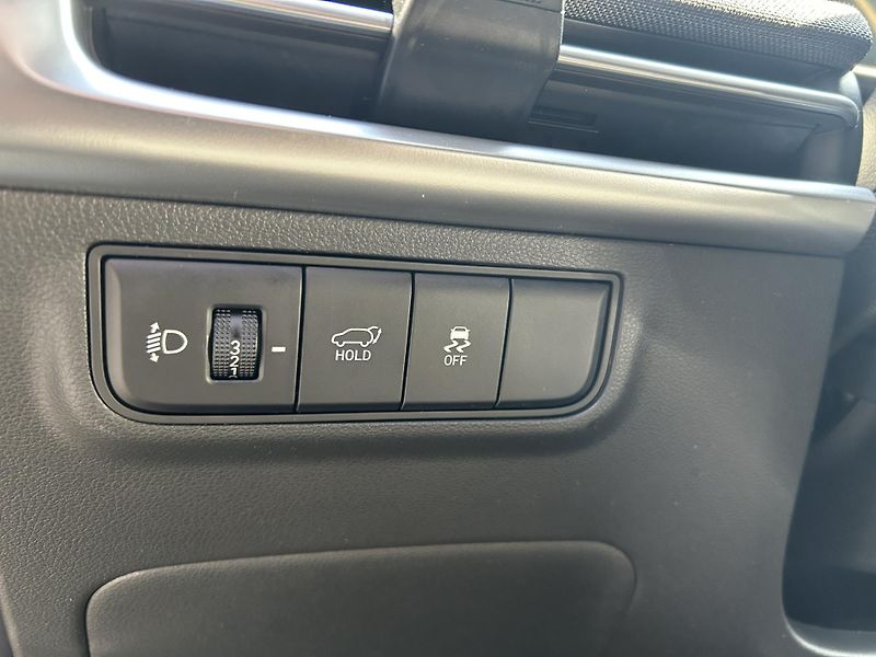 Hyundai Tucson 4×2 110 kW DCT GO CZECH PLUS! - fotka 16 z 31