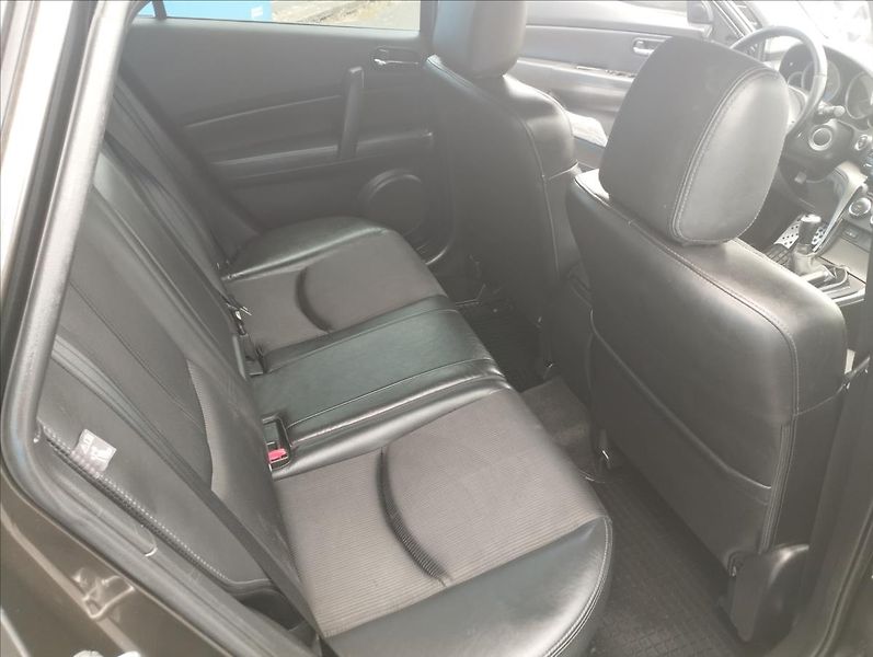 Mazda 6 2,2 D 120KW - fotka 9 z 18