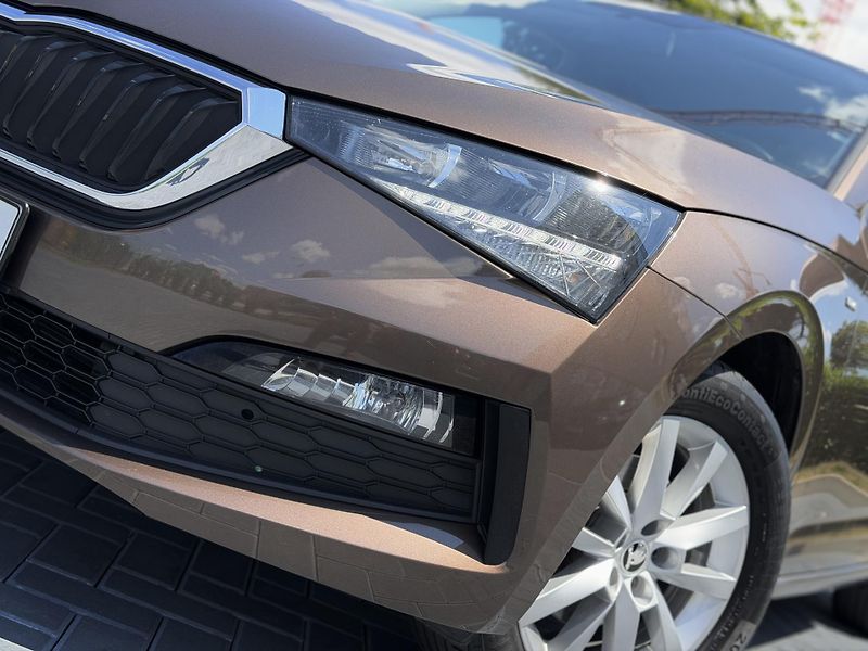 Škoda Scala (2021) 1.0 tsi 81 kW  - fotka 10 z 23