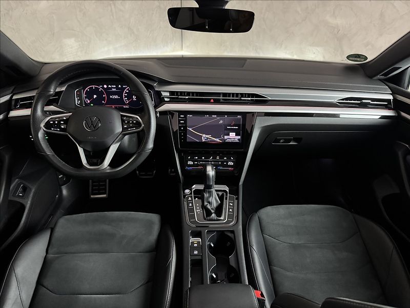 Volkswagen Arteon Shooting Brake 2,0 TDi  DSG R-Line LED Assist - fotka 20 z 50
