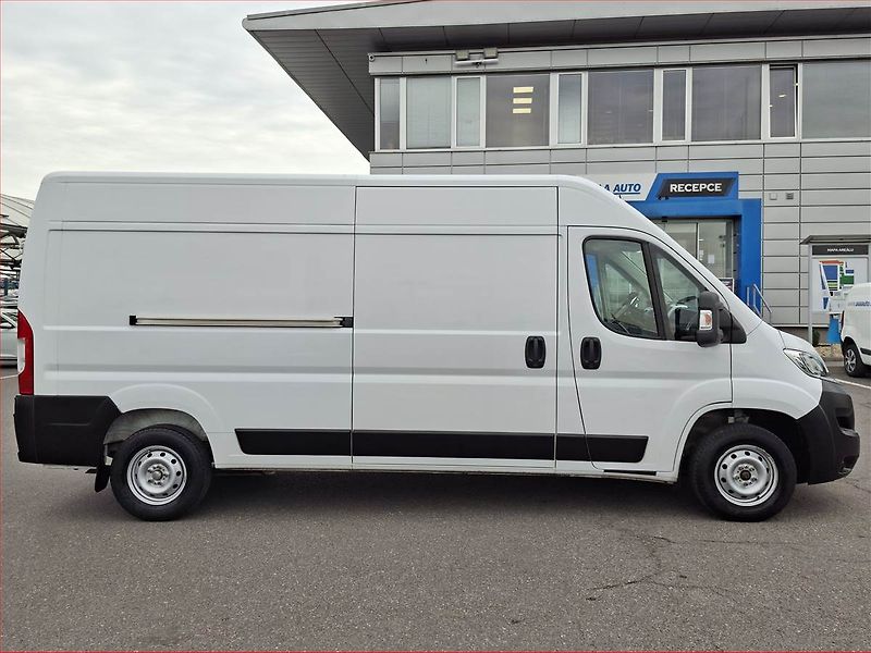 Citroën Jumper (2022) 2.2 BlueHDi, L3H2, 13m3, 1.0t - fotka 6 z 17