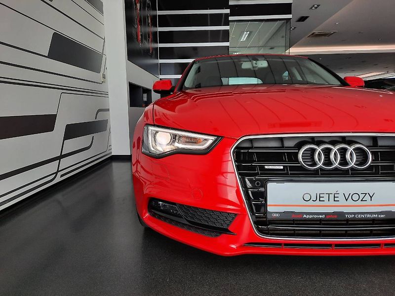 Audi A5 (2012) 2.0 TDI quattro (130kW/177k) - fotka 24 z 26