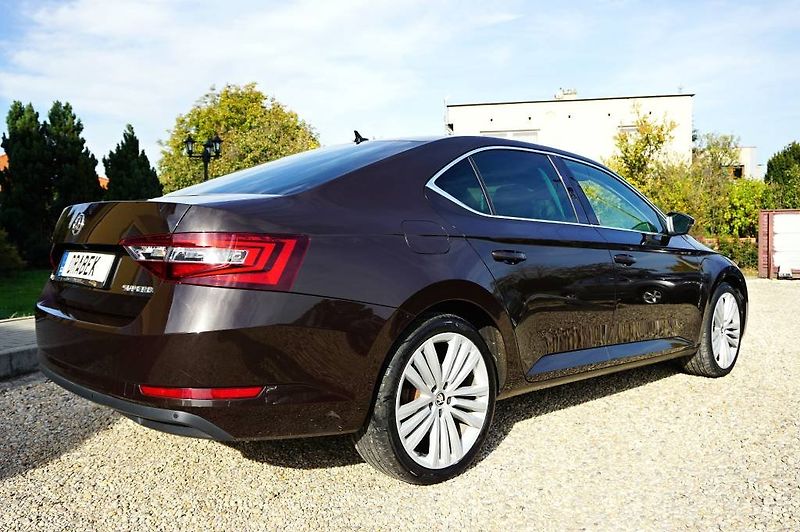Škoda Superb (2016) STYLE PLUS 2,0 TDI 110 kW - fotka 4 z 53