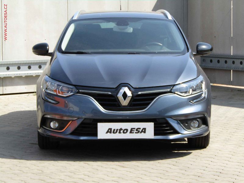 Renault Mégane (2020) 1.3 TCe, 1.maj,ČR, Limited - fotka 2 z 17