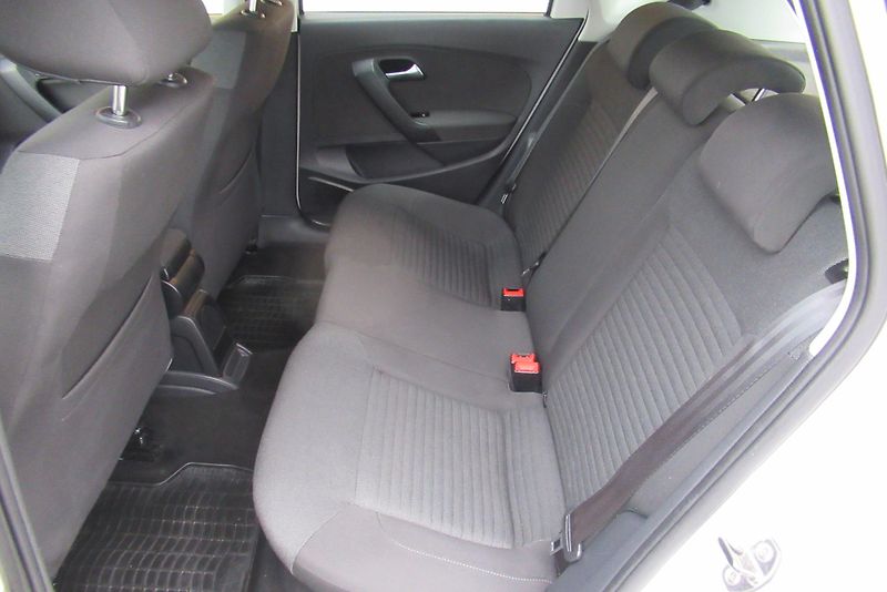 Volkswagen Polo 1.2 TDI KLIMA - fotka 14 z 19