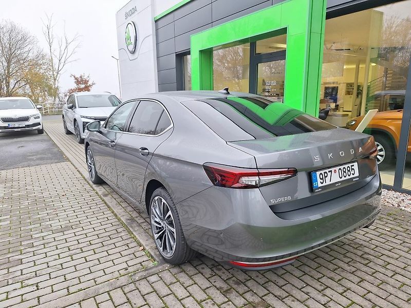 Škoda Superb L&K 2,0TDI 110kW - fotka 5 z 11