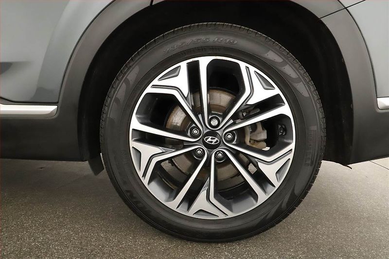 Hyundai Santa Fe (2020) 2.2 CRDi - fotka 12 z 19