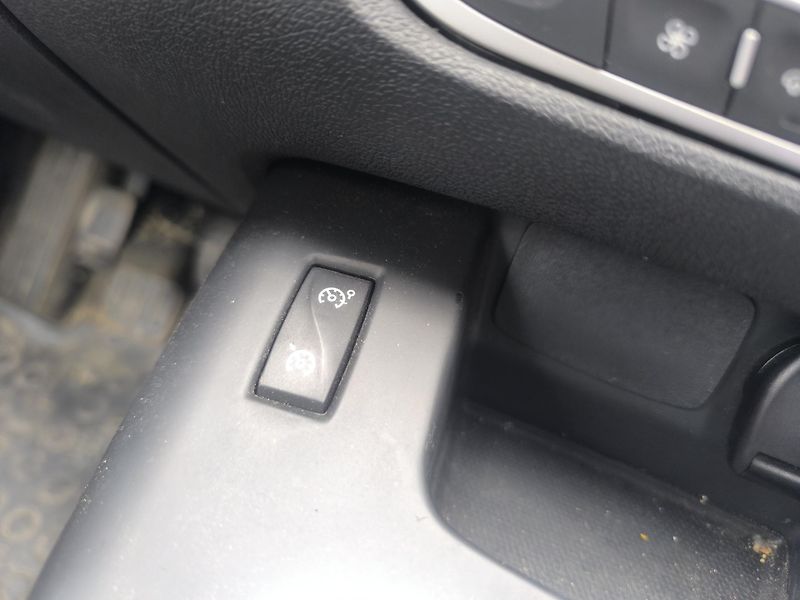 Renault Grand Scénic PĚKNÝ,TZ,SERVISKA,1.MAJ - fotka 13 z 20