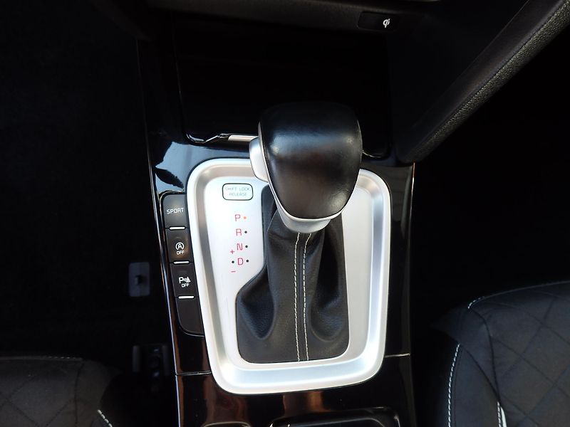 Kia ProCeed 1.5 T-GDI ZÁLOHOVÁNO - fotka 14 z 19