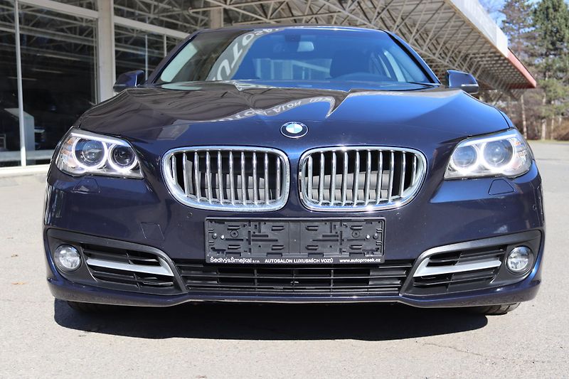 BMW Řada 5 530D XDRIVE F10 190kW - fotka 3 z 50
