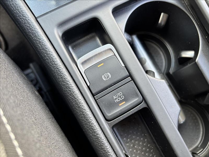 Volkswagen Golf 1,0 TSI 81 kW Comfortline - fotka 41 z 48