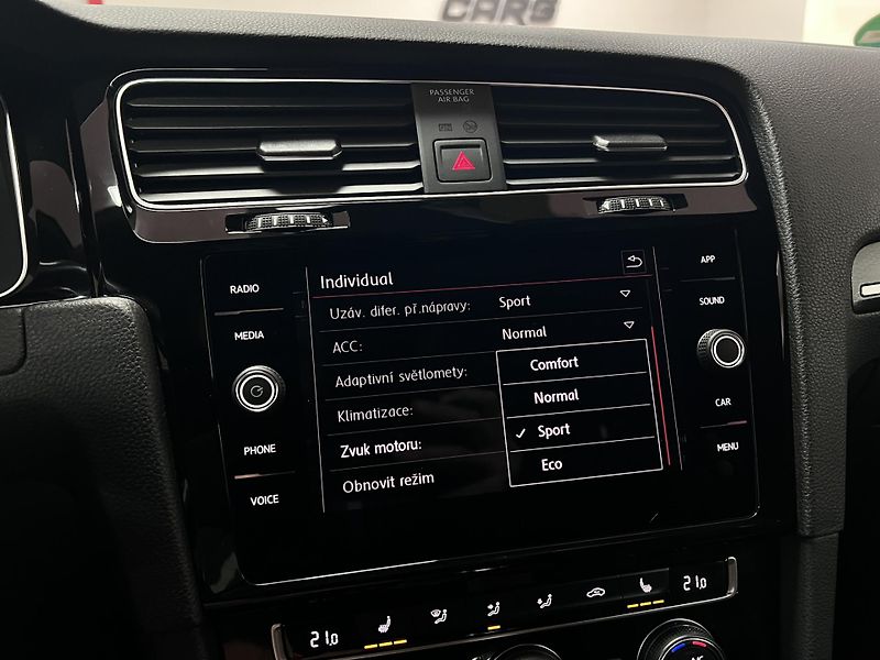 Volkswagen Golf GTI Performance 180 kW - fotka 50 z 50