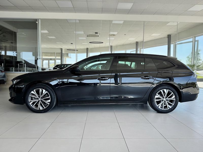 Peugeot 508 Hybrid 225*AT8*Allure*Webasto - fotka 8 z 34