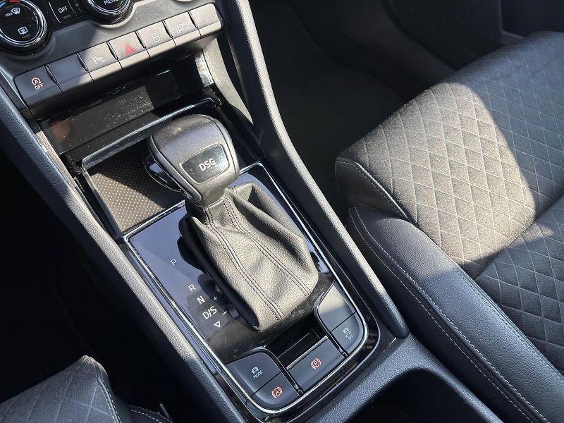 Škoda Karoq 1.5 TSI / 110 kW - fotka 22 z 30