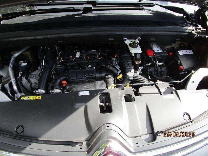 Citroën Grand C4 SpaceTourer (2020) 1,5 HDi 7 míst - fotka 24 z 32