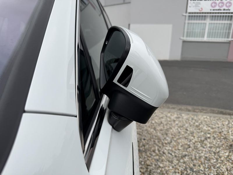 Volkswagen Tiguan Allspace R-Line 2,0 TDi/110kW 4x4 DSG  - fotka 88 z 106
