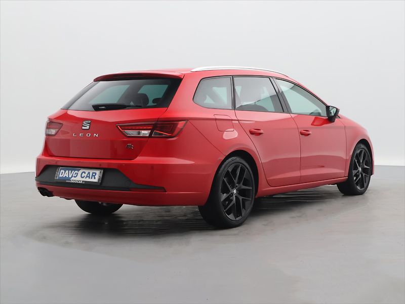 Seat Leon 2,0 TDI 110kW FR ST Aut.klima - fotka 7 z 30