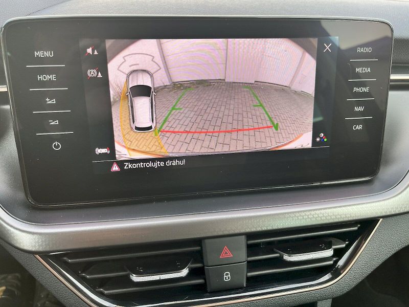 Škoda Kamiq (2021) STYLE Business Edition 1.0TSi - fotka 21 z 21