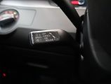 Volkswagen Passat (2014) Comfortline 2.0 TDI, Tempomat - náhled 18
