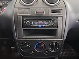 Ford Fiesta (2006) 1.3 i, nová STK, jezdí výborně - náhled 12