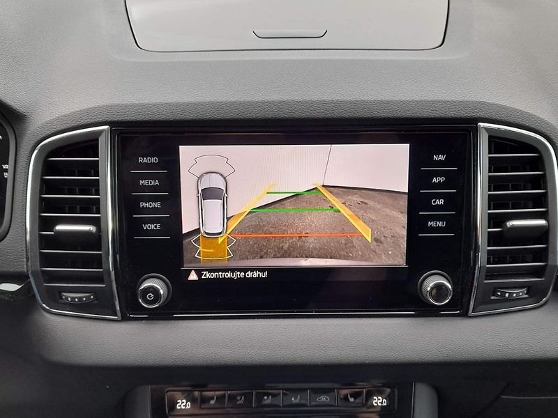Škoda Karoq Top Selection 1.5 TSI 110kW 6M - fotka 18 z 20