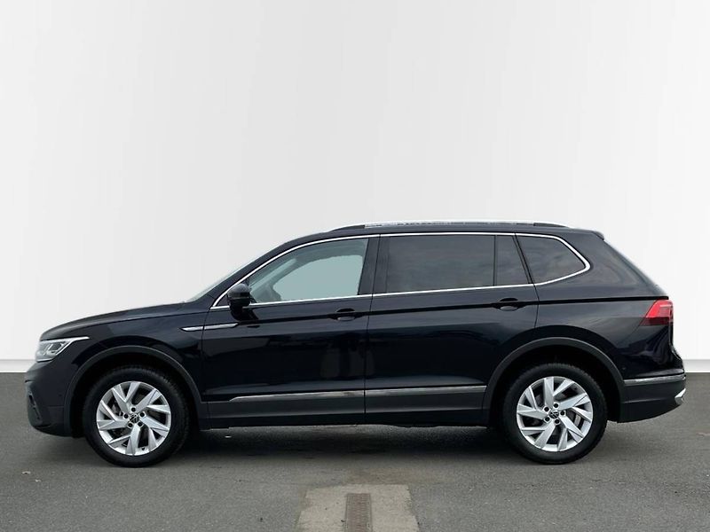 Volkswagen Tiguan (2023) 2.0 TDI BMT 110 kW 4MOTION DSG - fotka 18 z 20