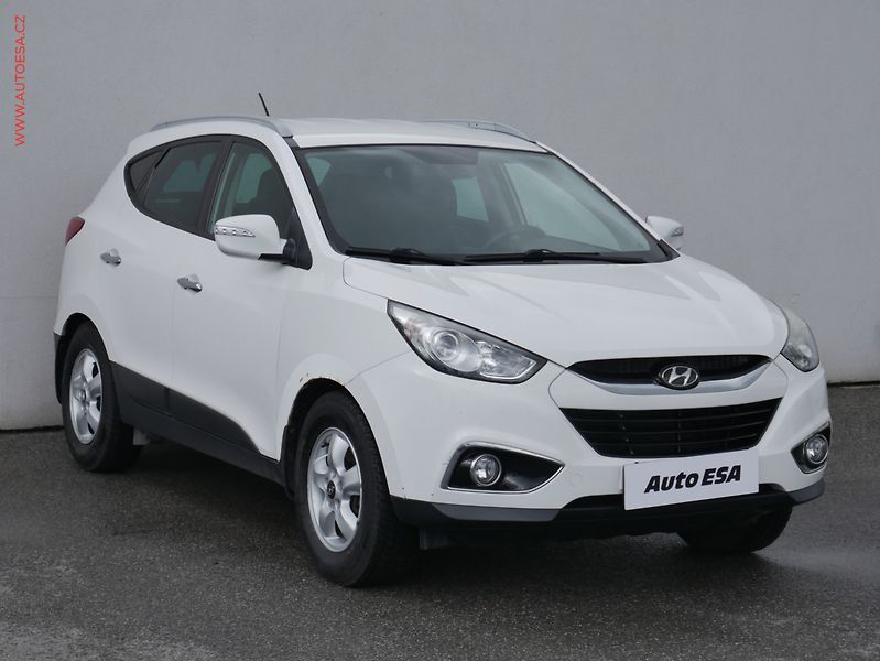 Hyundai ix35 (2012) 2.0 CRDi, ČR, AC, TZ, park - fotografie inzerátu